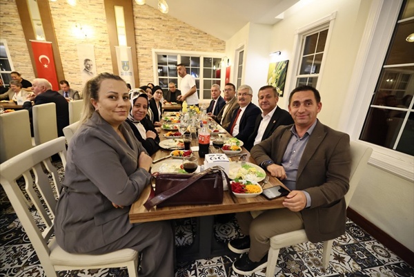 Başkan Balcıoğlu muhtarlarla bir araya geldi