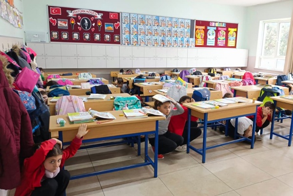 Silivri'de Çök–Kapan–Tutun tatbikatı yapıldı