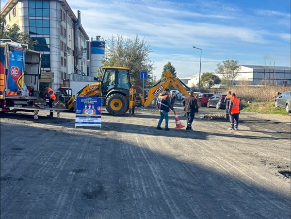 Silivri'de Yol Bakım ve Onarım Çalışmaları Hız Kesmeden Sürüyor