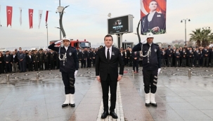 Başkan Balcıoğlu, Atatürk'ün manevi huzuruna çelenk bıraktı