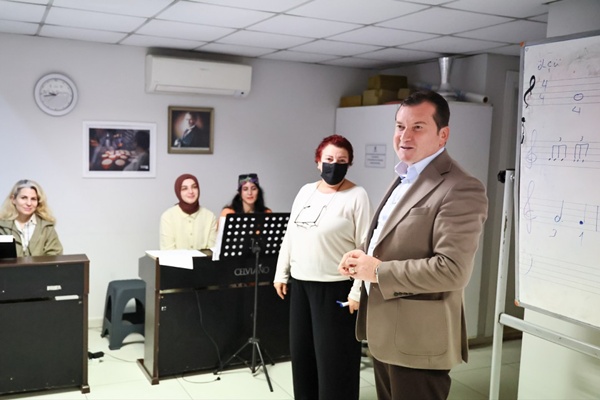 Başkan Balcıoğlu, Silivri Kültür Merkezi kursiyerleriyle buluştu