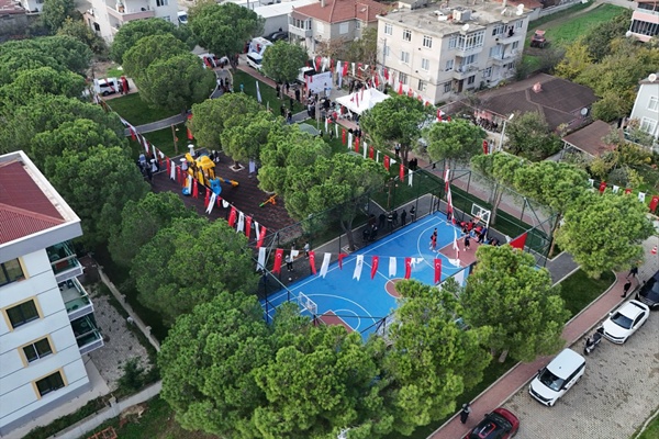 Çanta Mahallesi Raif Gümüş ve Ahmet Üstün Parkları Hizmete Açıldı