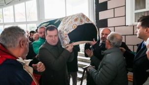 Başkan Balcıoğlu, Karanfil ve Sevinç'in cenazesine katıldı