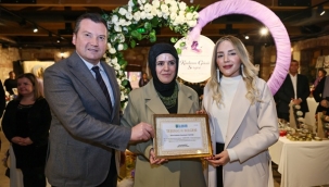 Başkan Balcıoğlu, Kadının Gücü Sergisi'ne katıldı