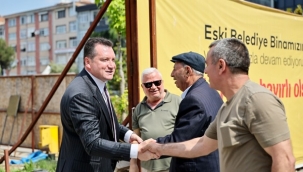 Başkan Balcıoğlu, Eski Belediye Binasında yürütülen çalışmaları inceledi