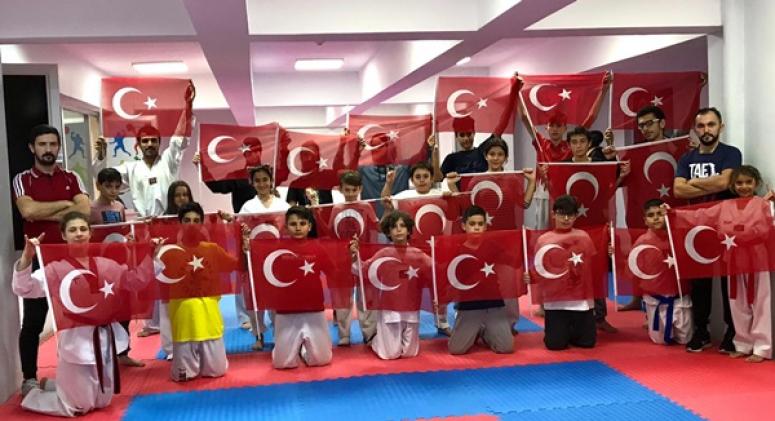 Silivrili Taekwondoculardan Barış Pınarı Harekatı'na Destek