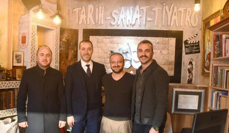 Yılmaz'dan Tarih Sanat Tiyatro bürosuna ziyaret