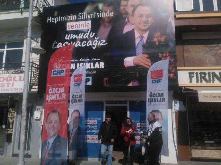 CHP Çarşı Seçim Bürosu'na yoğun ilgi