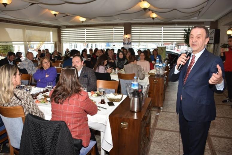 Kadın kuaförleri, Işıklar ile bir araya geldi