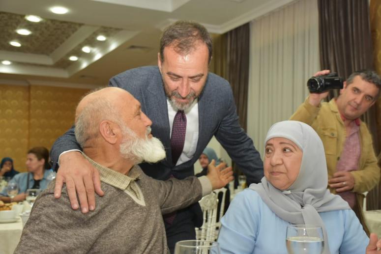 İlk iftar gazi ve şehit aileleriyle yapıldı