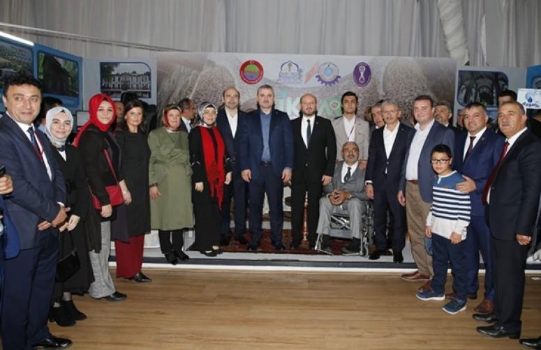 Bozoğlu, Tokat Günleri'ne İl Başkanıyla Birlikte Katıldı