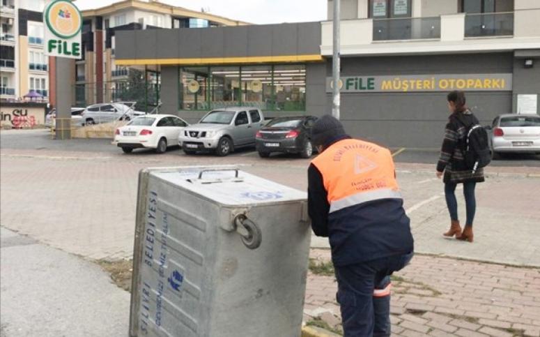 Çöp Konteynırları Tamir Edildi