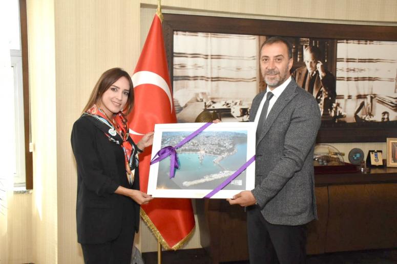 Nazlı Çelik'ten Başkan Yılmaz'a Ziyaret