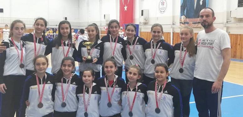 Çağrıbey'den Voleybol'da il derecesi