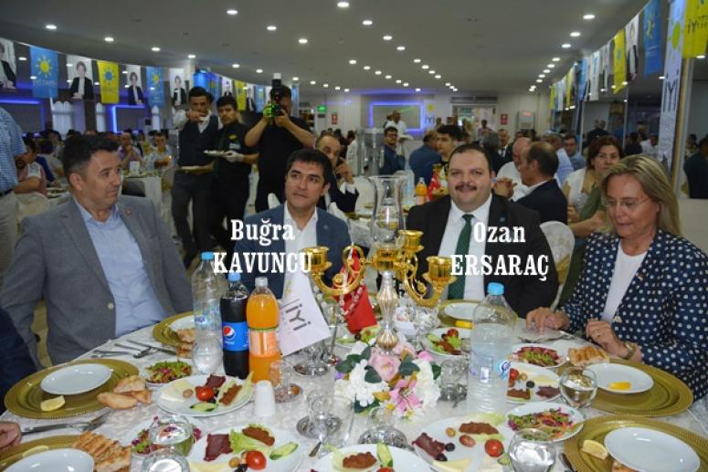 Buğra Kavuncu, Silivri İYİ Parti Teşkilatı'nın iftarına katıldı