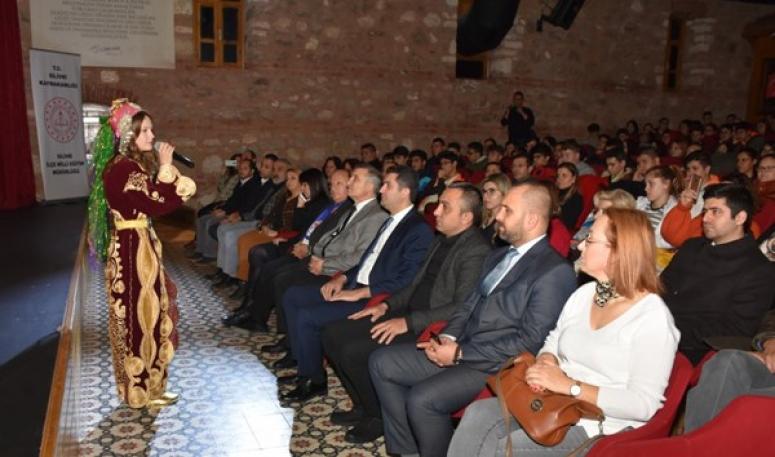 TÜRAM Lisesi Öğrencileri Buhara'yı Tanıttı